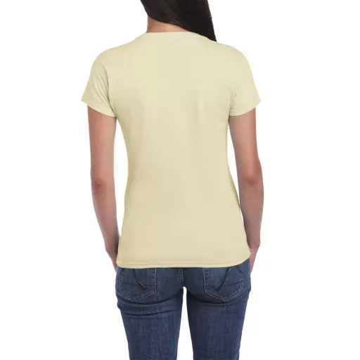 Softstyle testhez álló rövid ujjú női póló, Gildan GIL64000, Sand-2XL