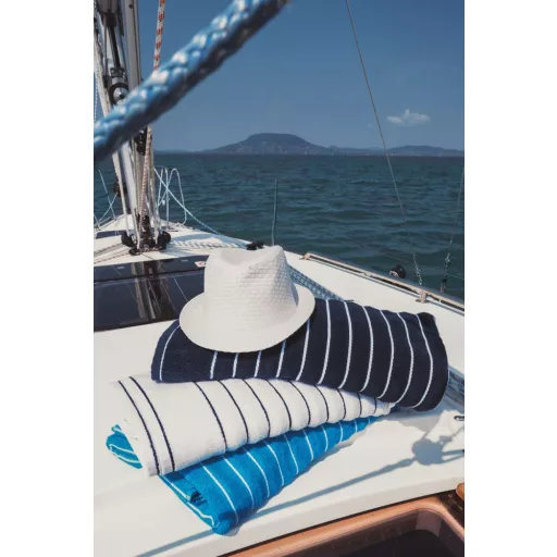OL2000 csúcsminőségű strandtörölköző keskeny csíkokkal Olima, Caribbean Blue/White-90X180